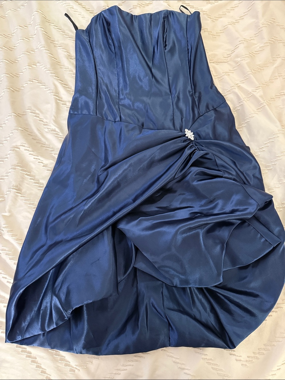 Junior's Navy Blue Strapless Satin Dress